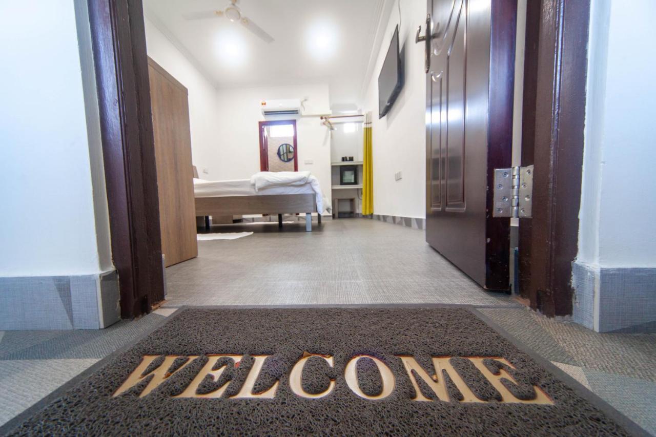Dhangethi Inn Екстериор снимка